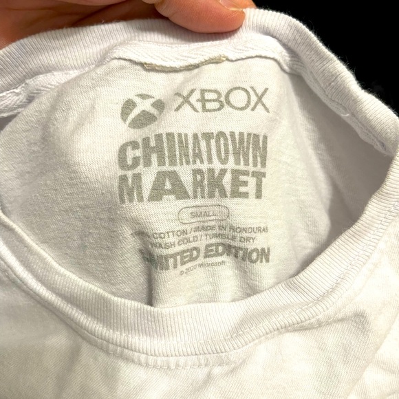 Used Men’s Size Small X-Box Game Gear Graphic Tee With Bear & Logo Prints White - Picture 8 of 9